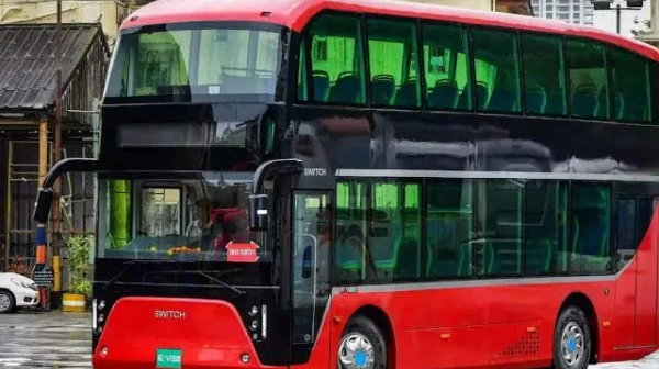 सप्टेंबरपासून बीकेसी मार्गावर एसी डबल डेकर ई-बस धावणार